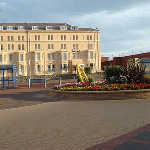 cheap hotels rhyl area